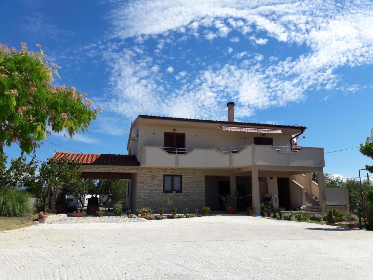 ורסי Apartmani Predovan מראה חיצוני תמונה