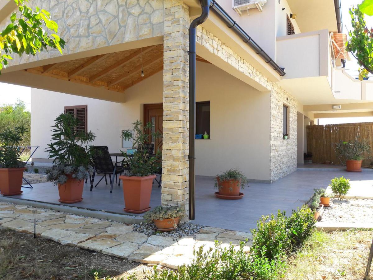ורסי Apartmani Predovan מראה חיצוני תמונה